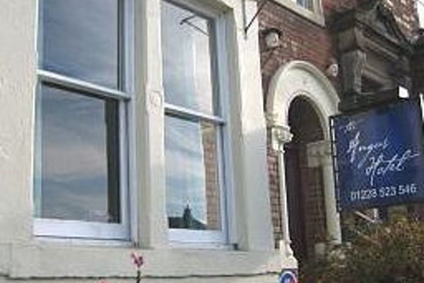 Angus Hotel & Almonds Restaurant (Carlisle)
